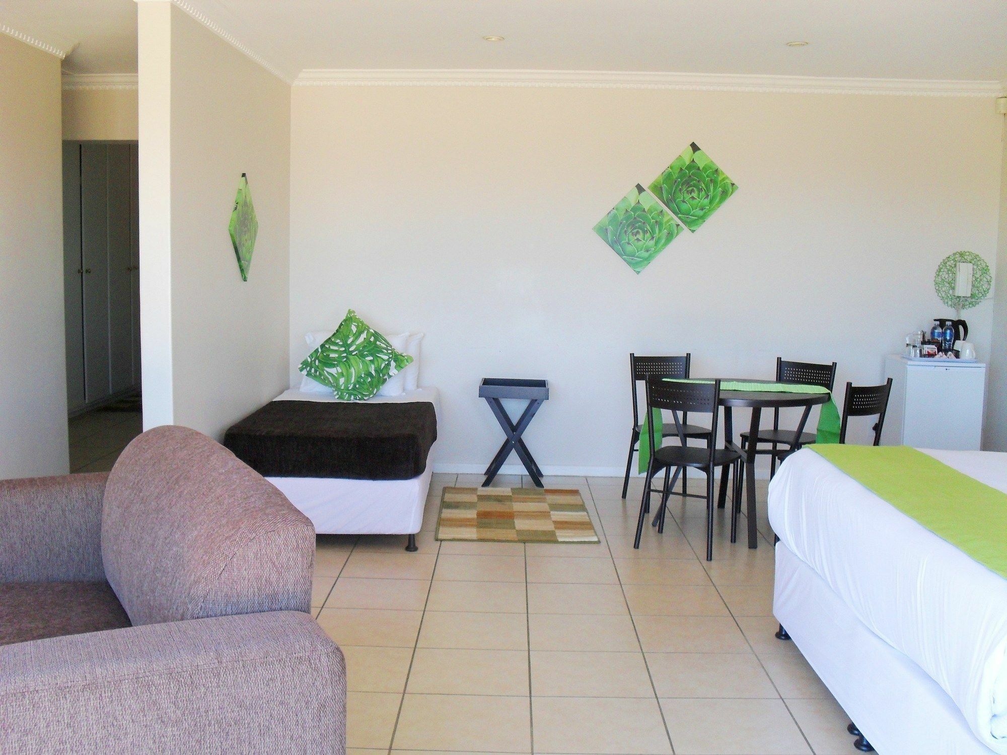 8 Royal Palm B&B Umhlanga Ngoại thất bức ảnh