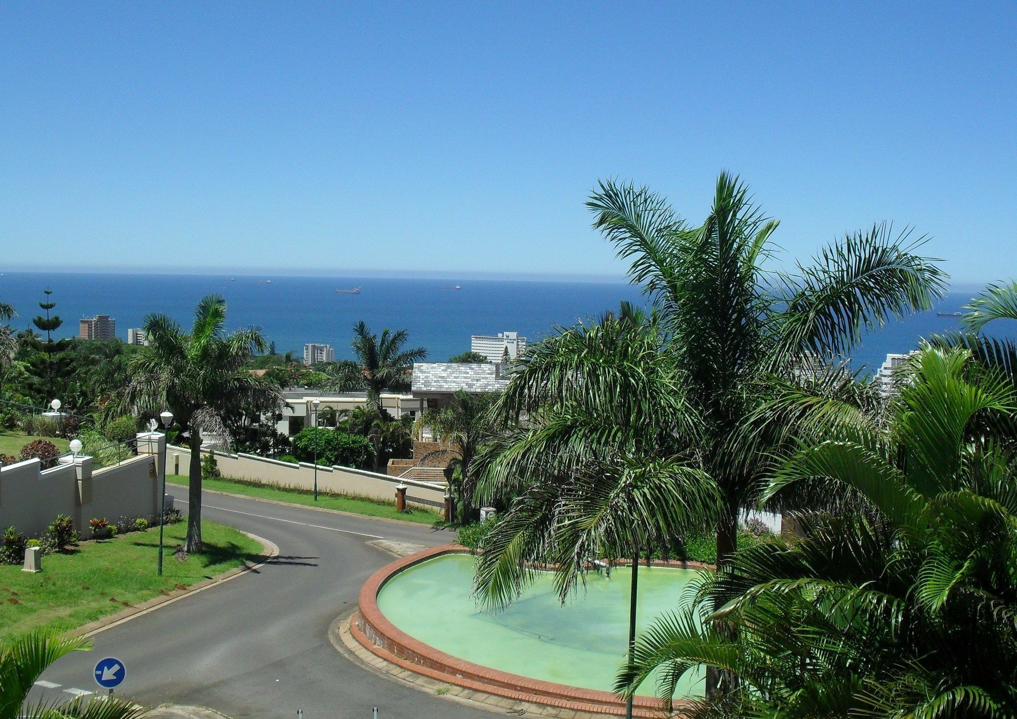 8 Royal Palm B&B Umhlanga Ngoại thất bức ảnh