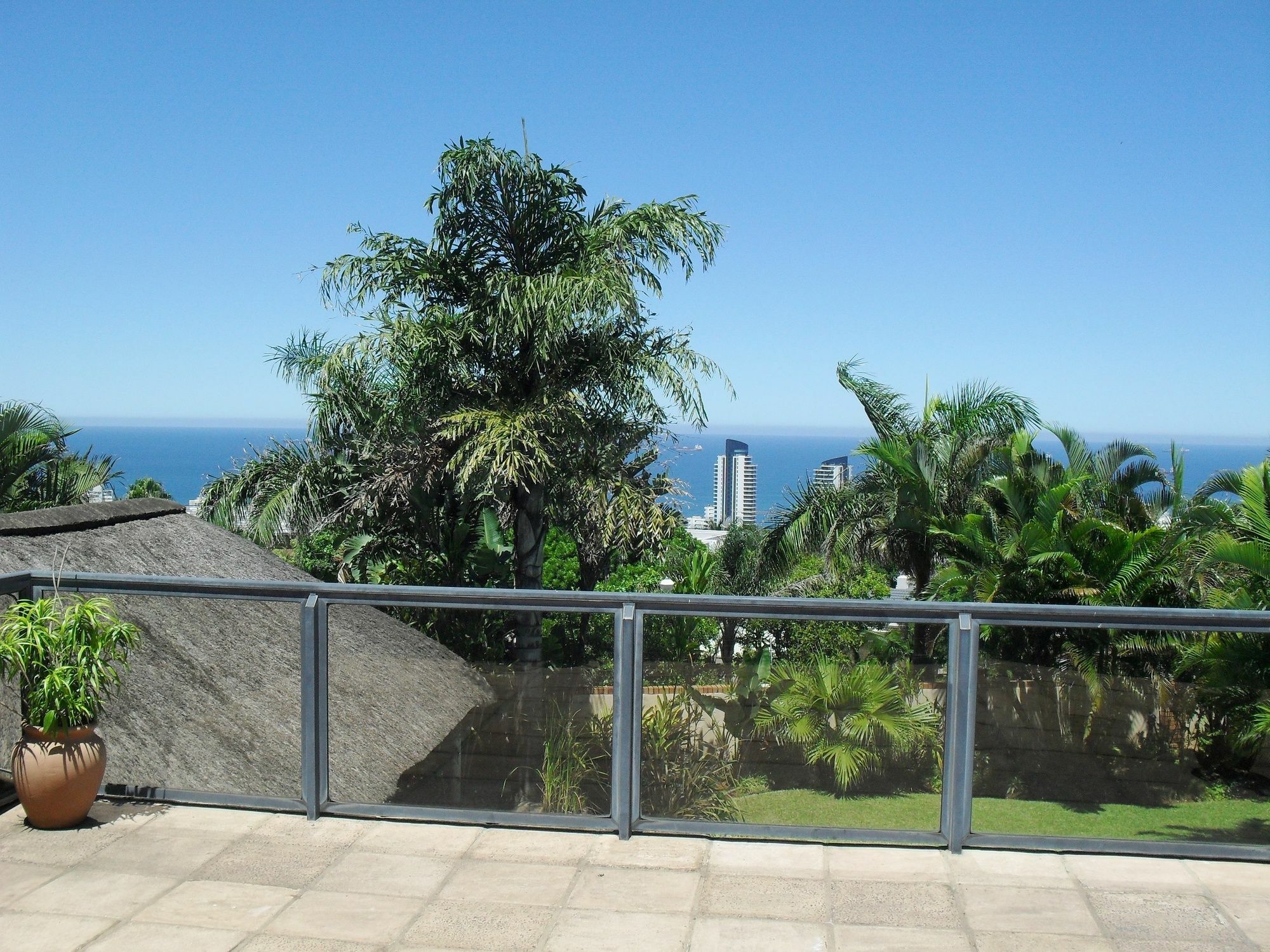 8 Royal Palm B&B Umhlanga Ngoại thất bức ảnh