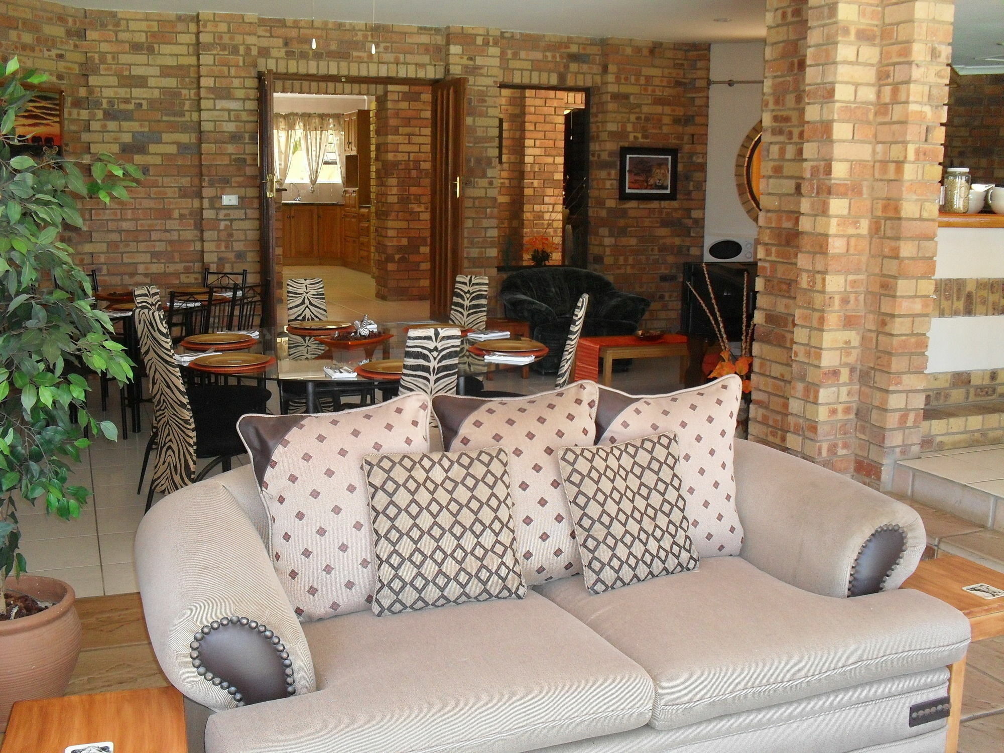 8 Royal Palm B&B Umhlanga Ngoại thất bức ảnh