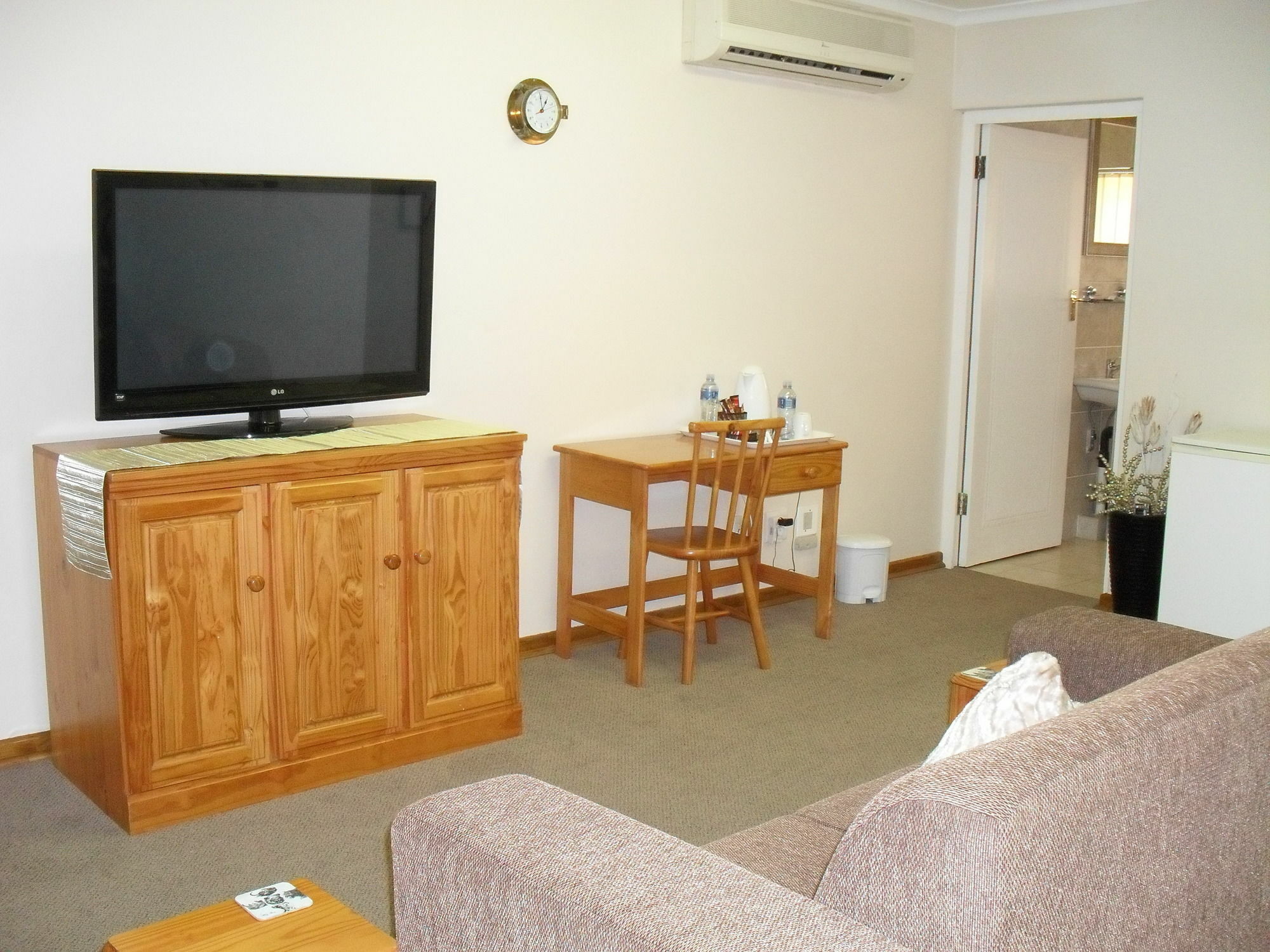 8 Royal Palm B&B Umhlanga Ngoại thất bức ảnh
